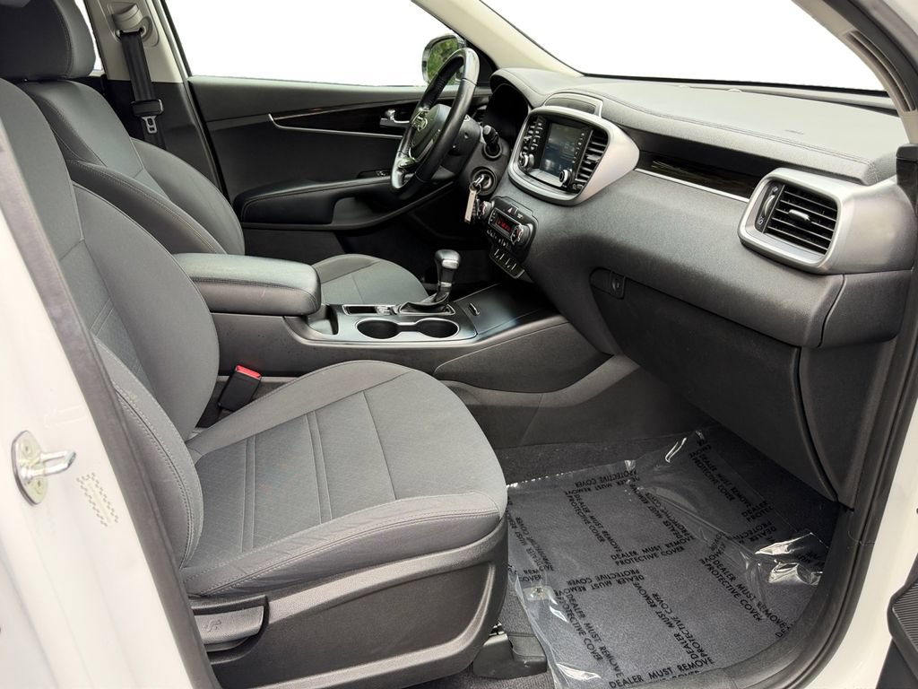 Used 2019 Kia Sorento S AWD/4WD image 9