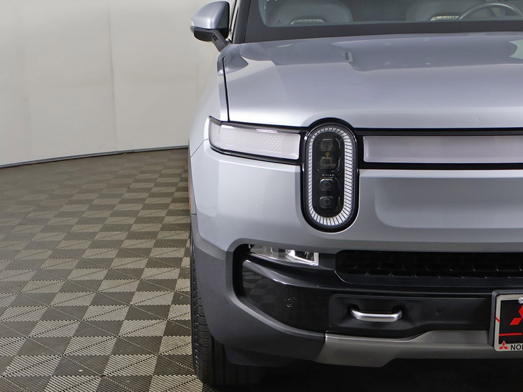 Used 2022 Rivian R1T Adventure image 16