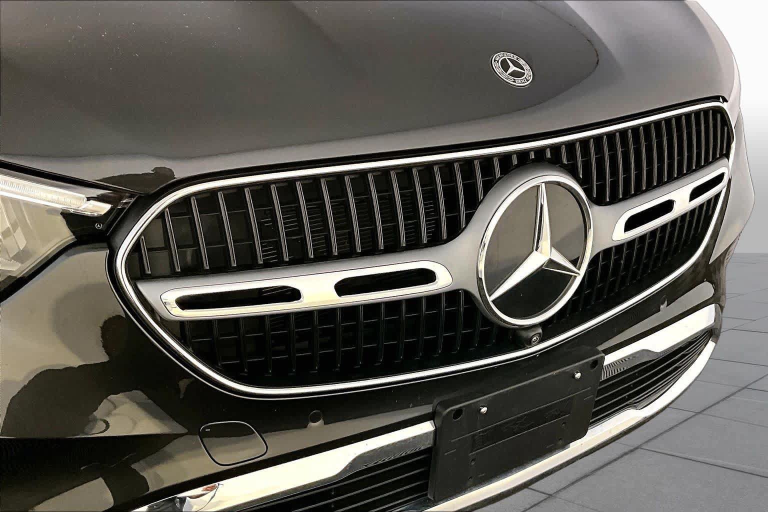 Used 2026 Mercedes-Benz GLC 300 4MATIC image 32