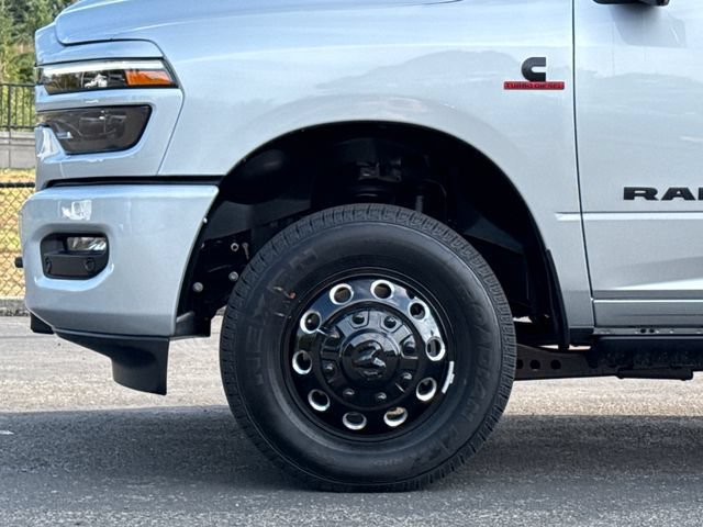 New 2027 RAM 3500 Laramie AWD/4WD image 8