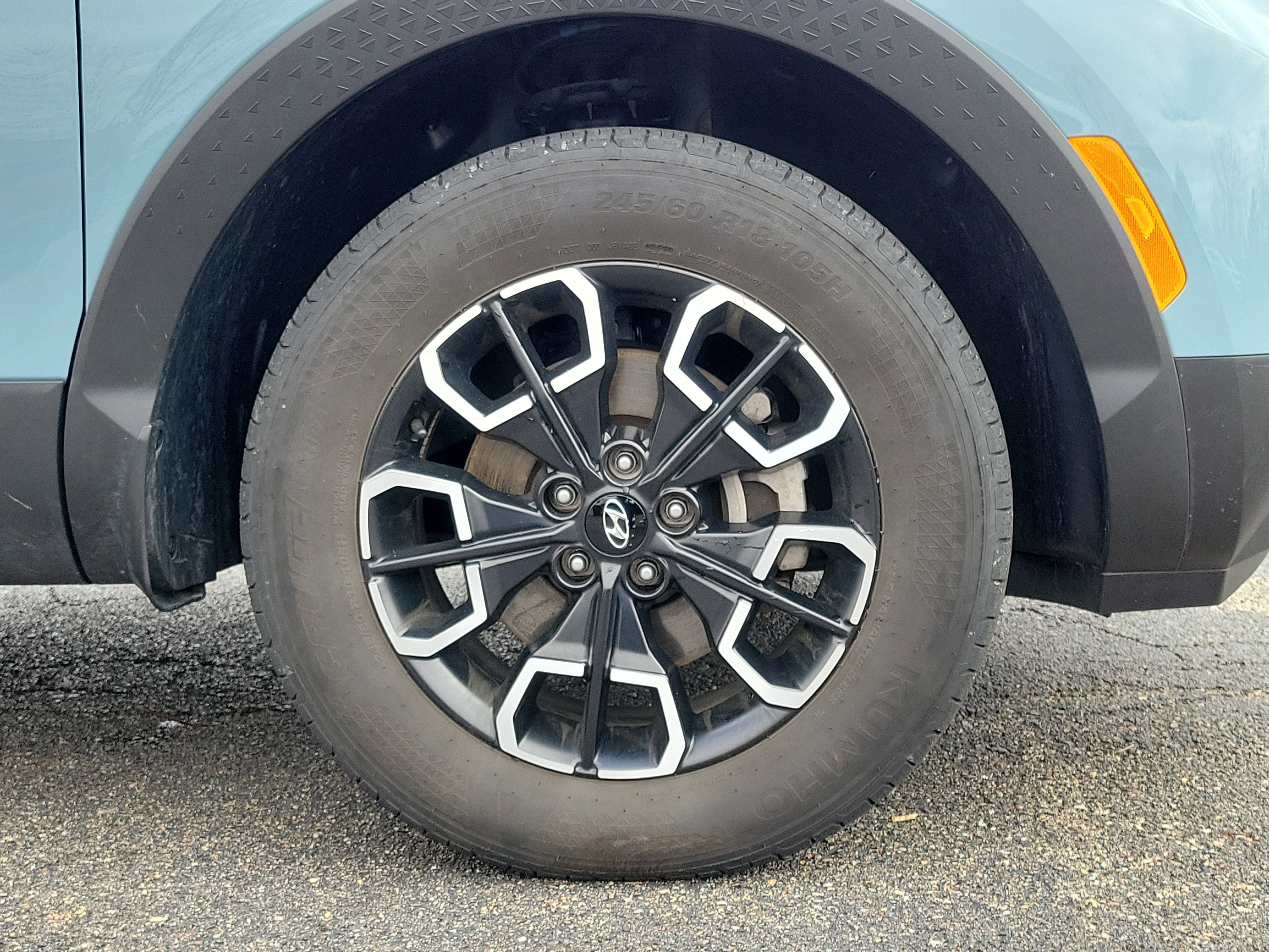 Used 2023 Hyundai Santa Cruz SEL Premium image 5