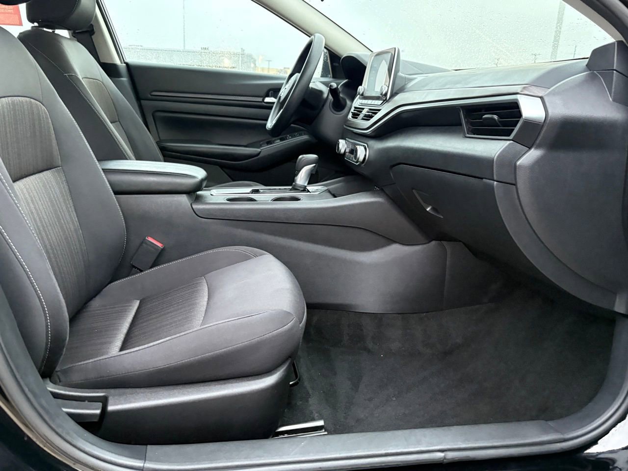 Certified 2025 Nissan Altima 2.5 SV FWD image 39