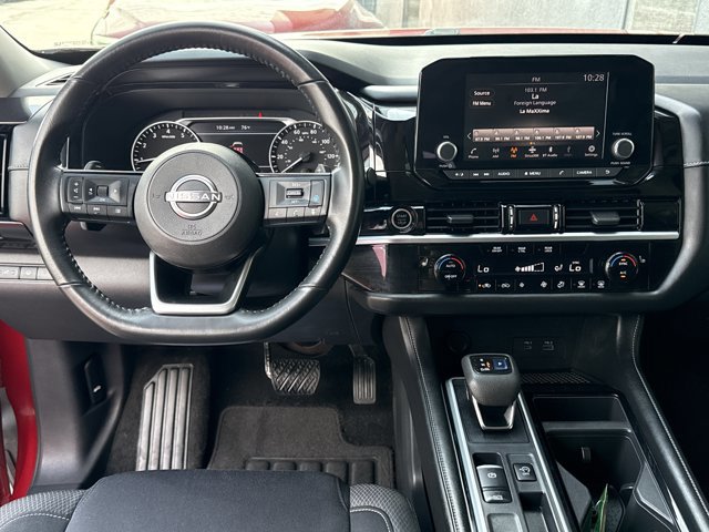 Certified 2022 Nissan Pathfinder SV FWD image 8