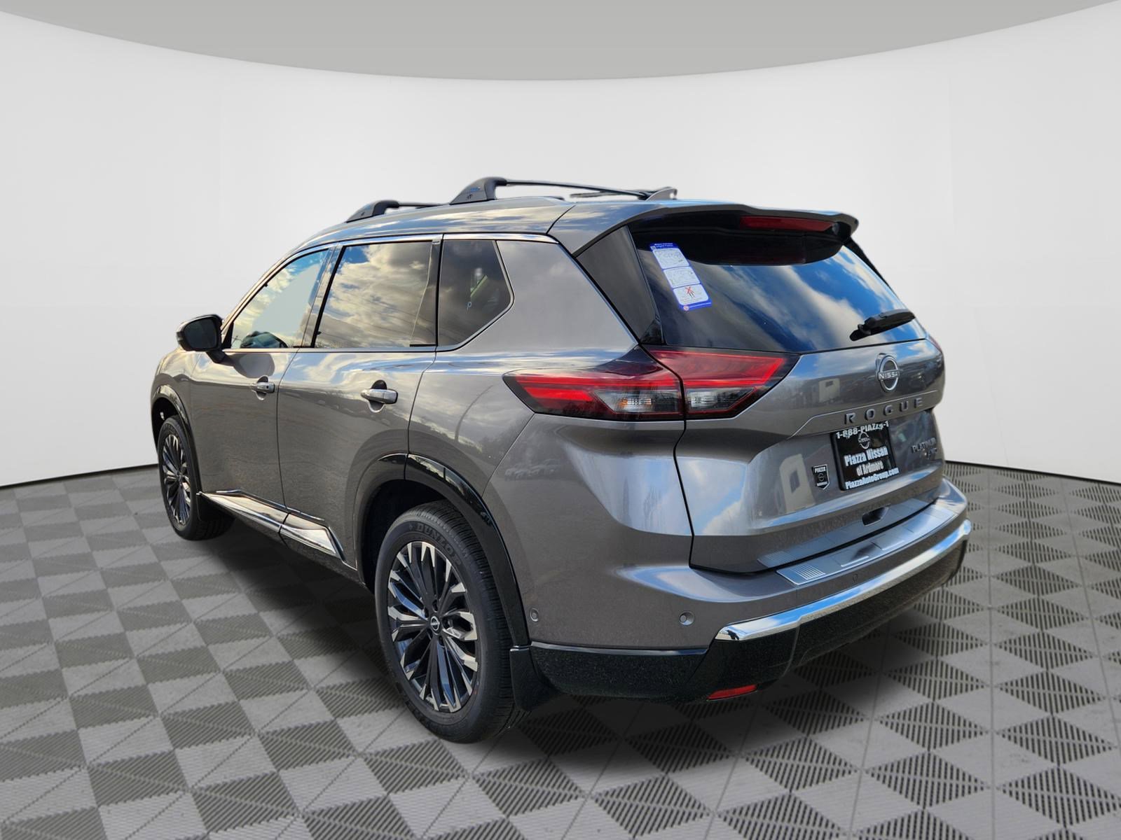 New 2026 Nissan Rogue Platinum w/ Platinum Premium Package image 3