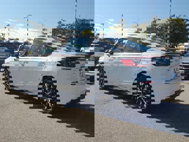 Used 2024 Honda Civic EX-L image 5