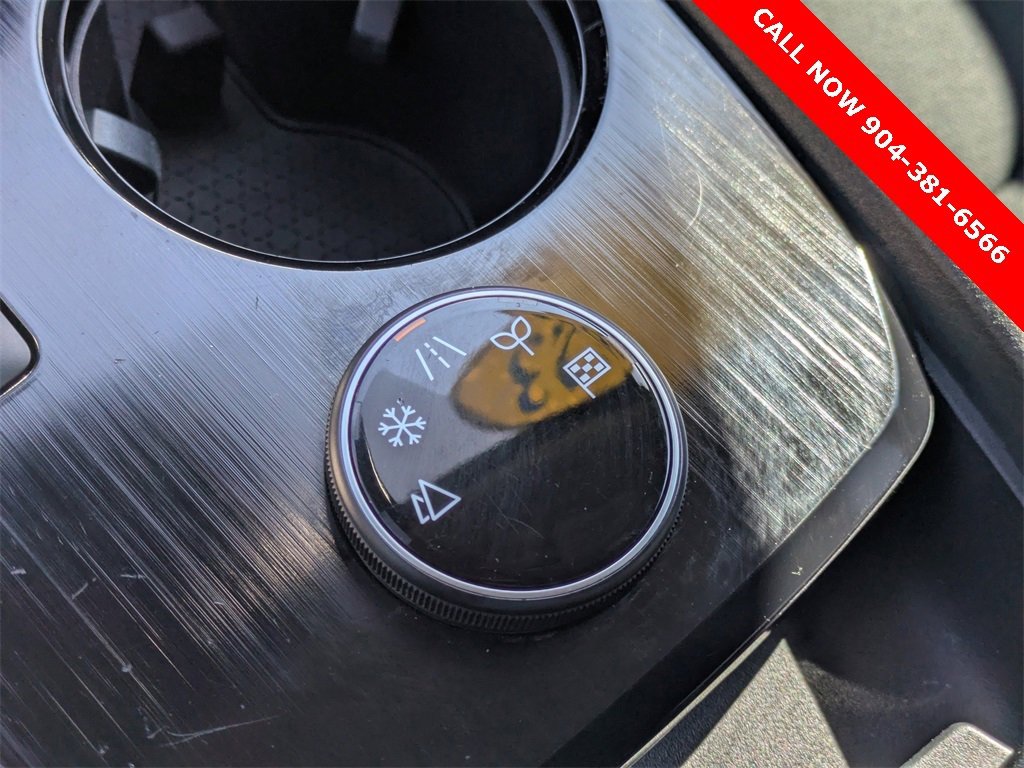 Used 2023 Nissan Rogue S image 23