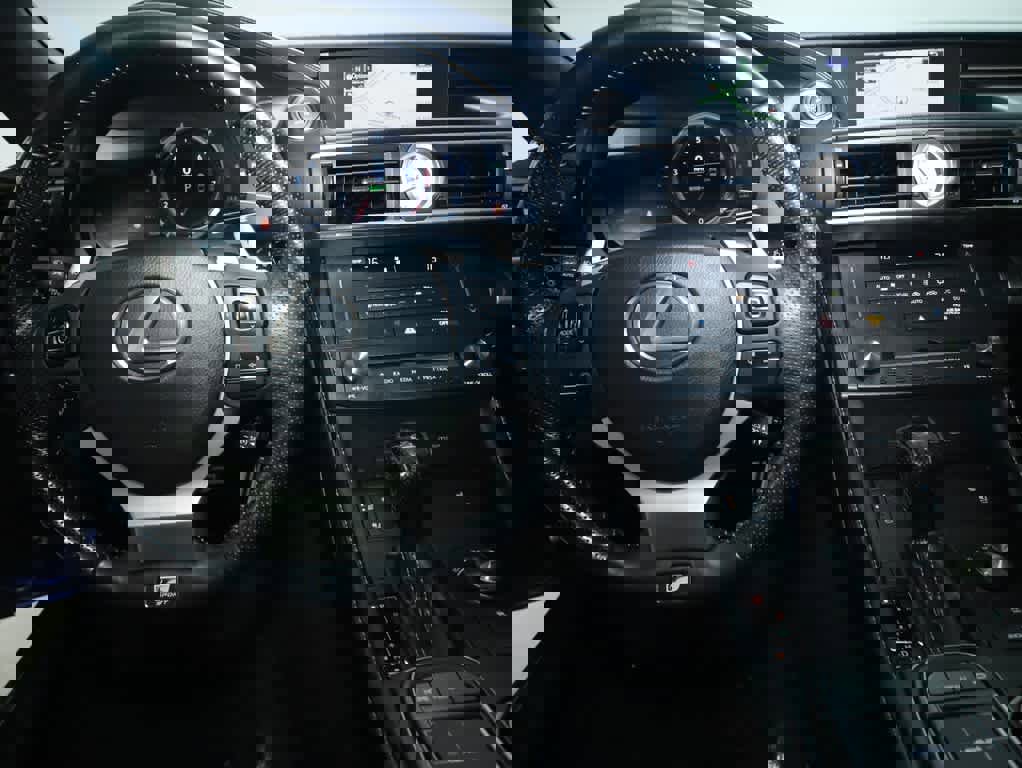 Used 2017 Lexus RC 300 F Sport image 29