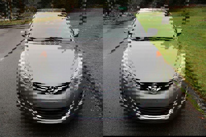 Used 2013 Hyundai Elantra GLS image 10