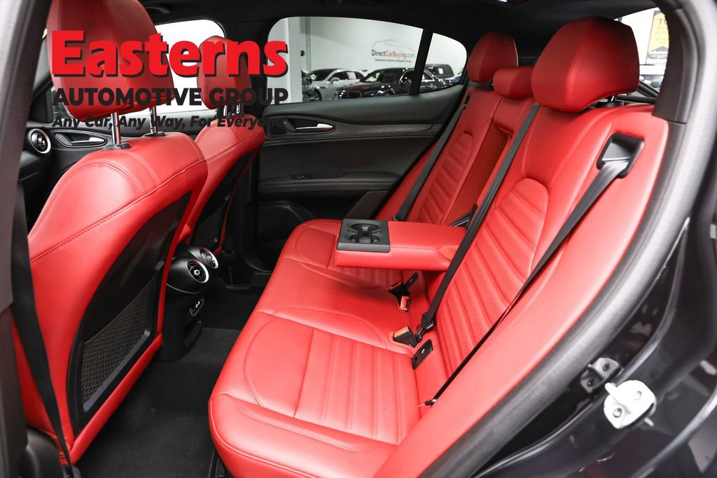 Used 2024 Alfa Romeo Stelvio Sprint image 22