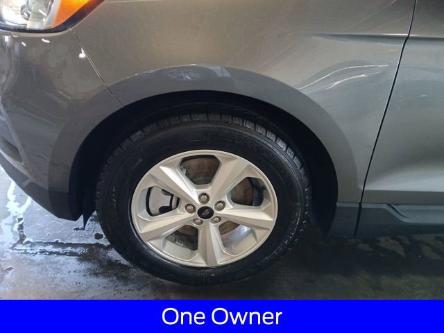 Certified 2024 Ford Edge SE image 4