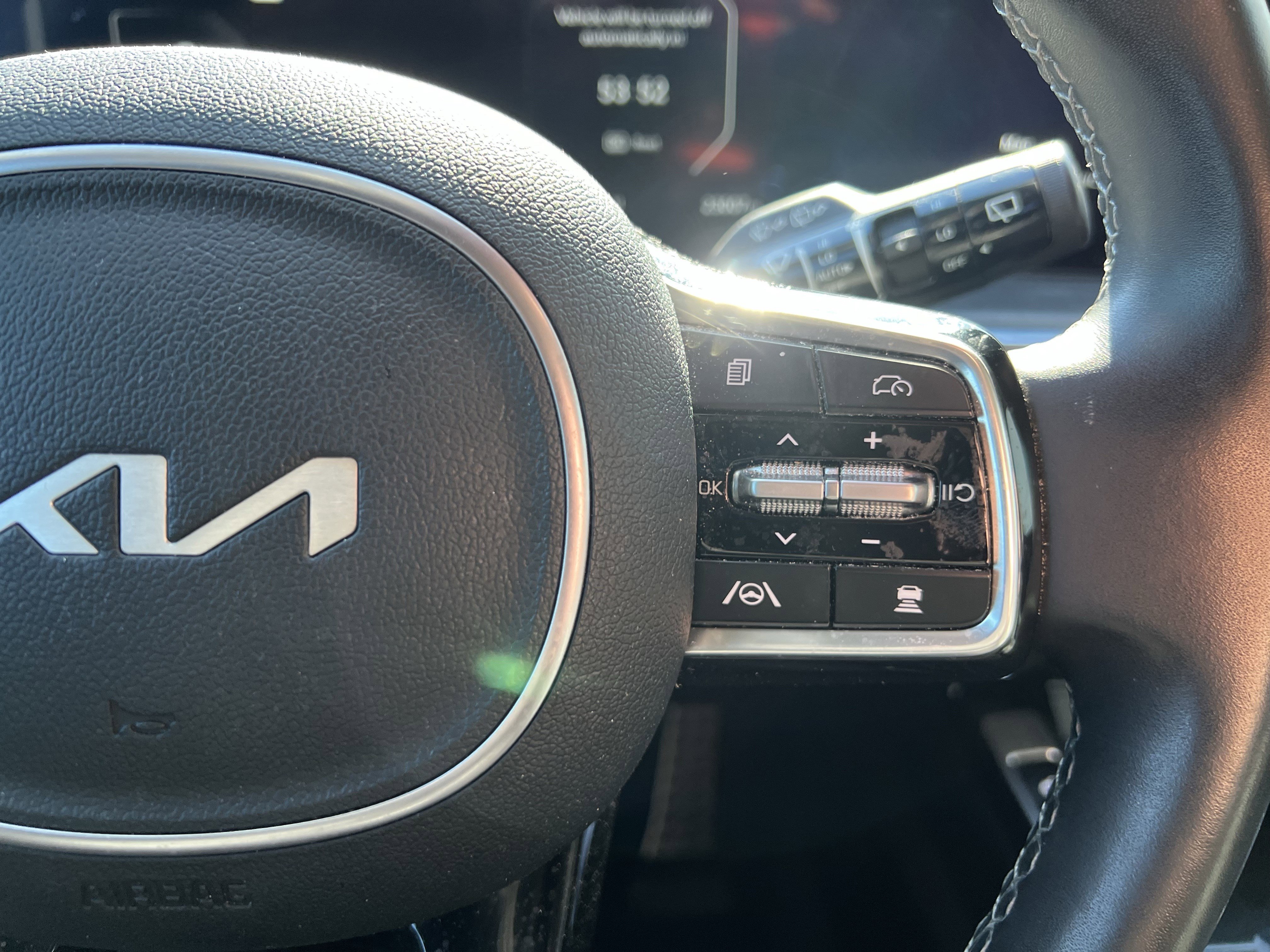 Used 2024 Kia Sorento SX image 20