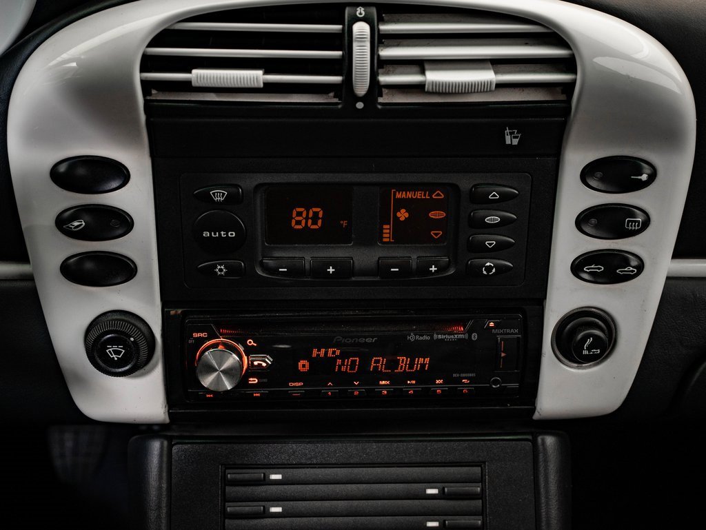 Used 2005 Porsche 911 Carrera image 41