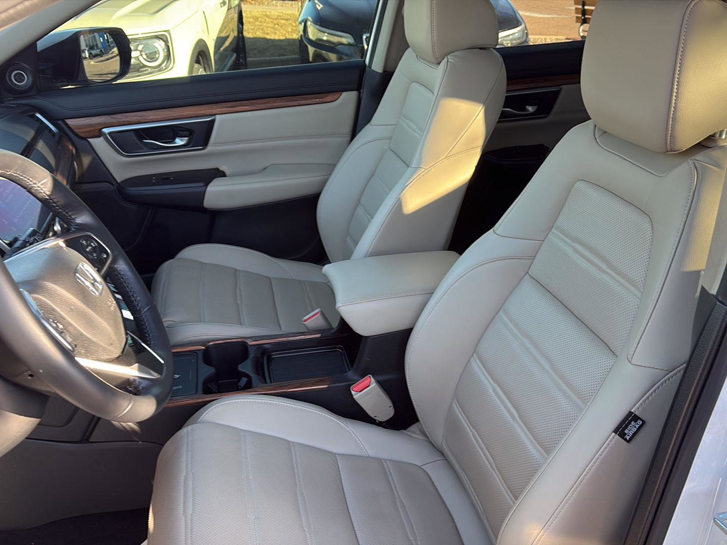 Used 2022 Honda CR-V Touring image 5