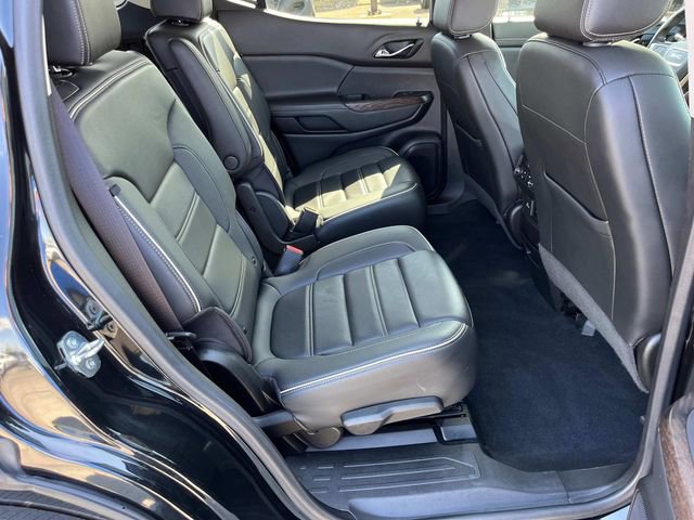 Used 2022 GMC Acadia Denali w/ Denali Ultimate Package AWD/4WD image 12