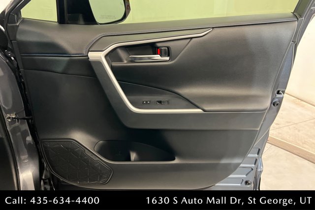 Used 2019 Toyota RAV4 XSE AWD/4WD image 23