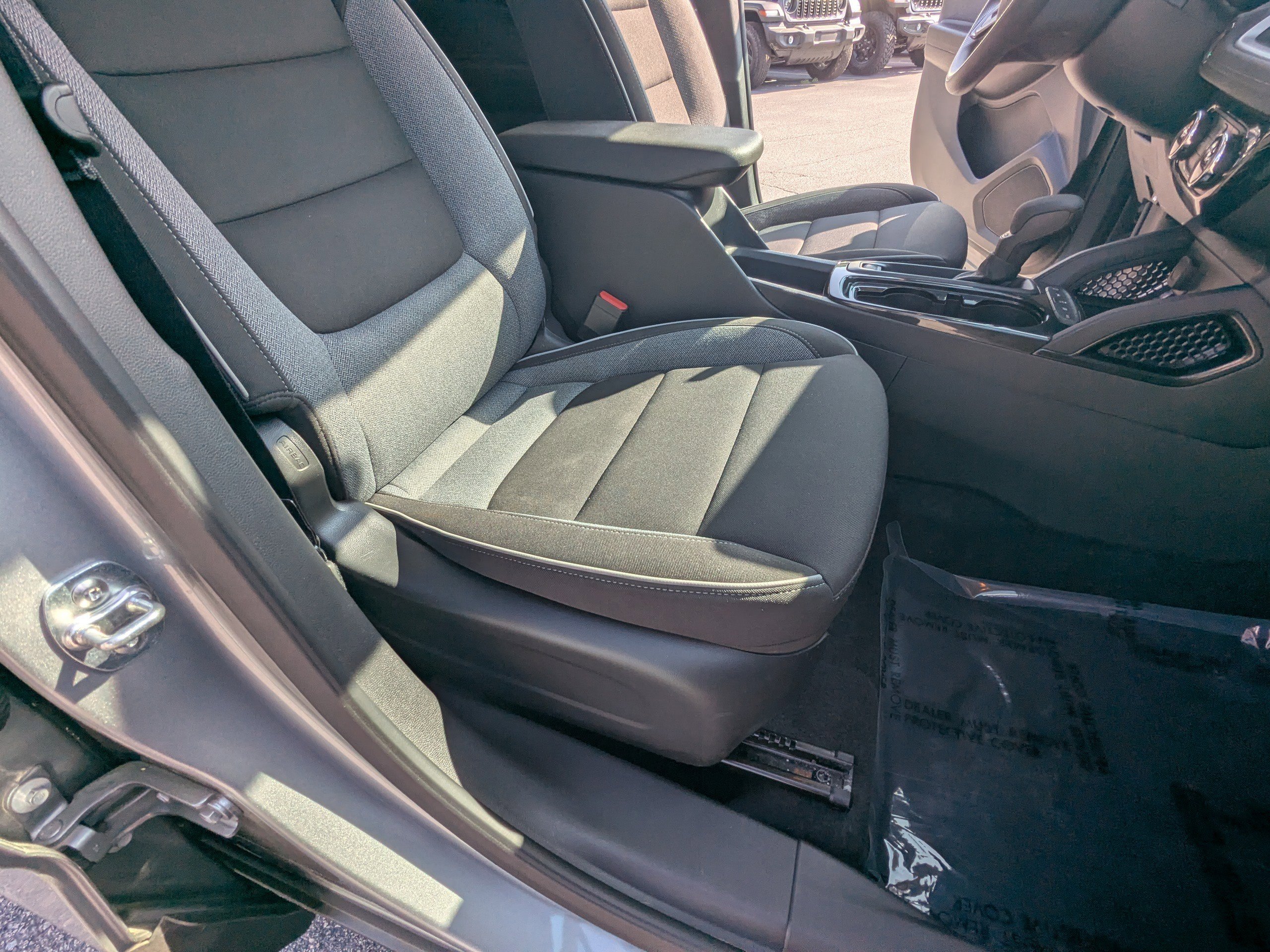 Used 2025 Chevrolet TrailBlazer LT image 14