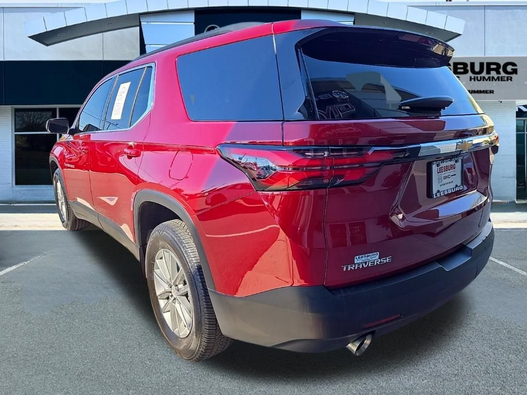 Used 2023 Chevrolet Traverse LT FWD image 5