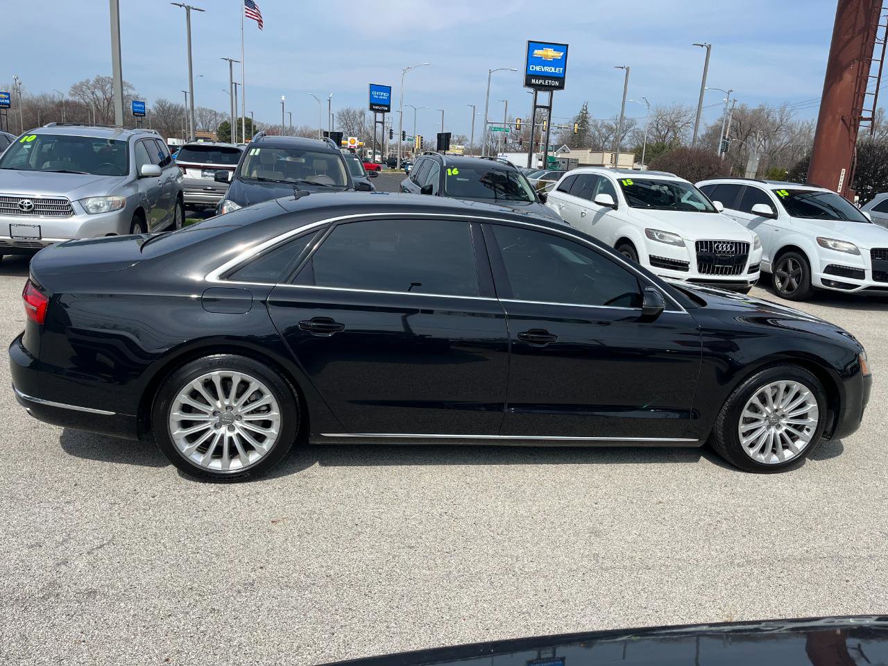 Used 2015 Audi A8 L TDI w/ Premium Package image 6