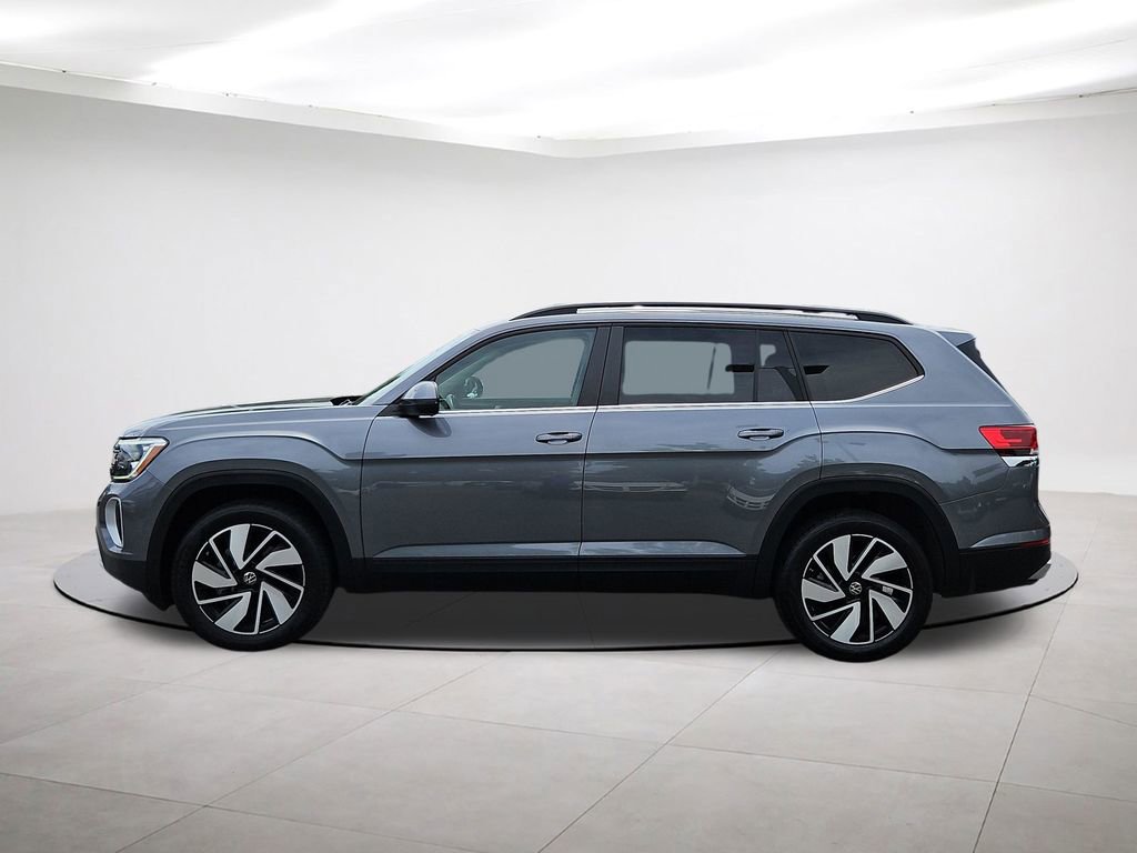 Used 2024 Volkswagen Atlas SE AWD/4WD image 4