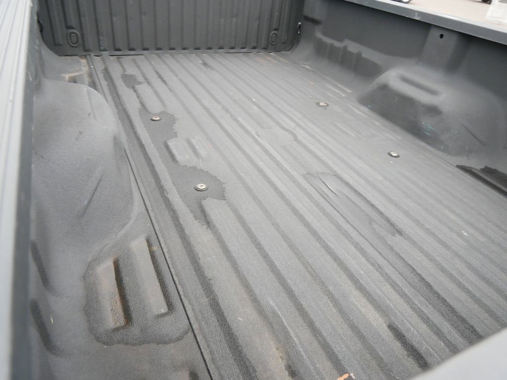 Used 2016 Ford F250 XL w/ XL Appearance Package AWD/4WD image 8