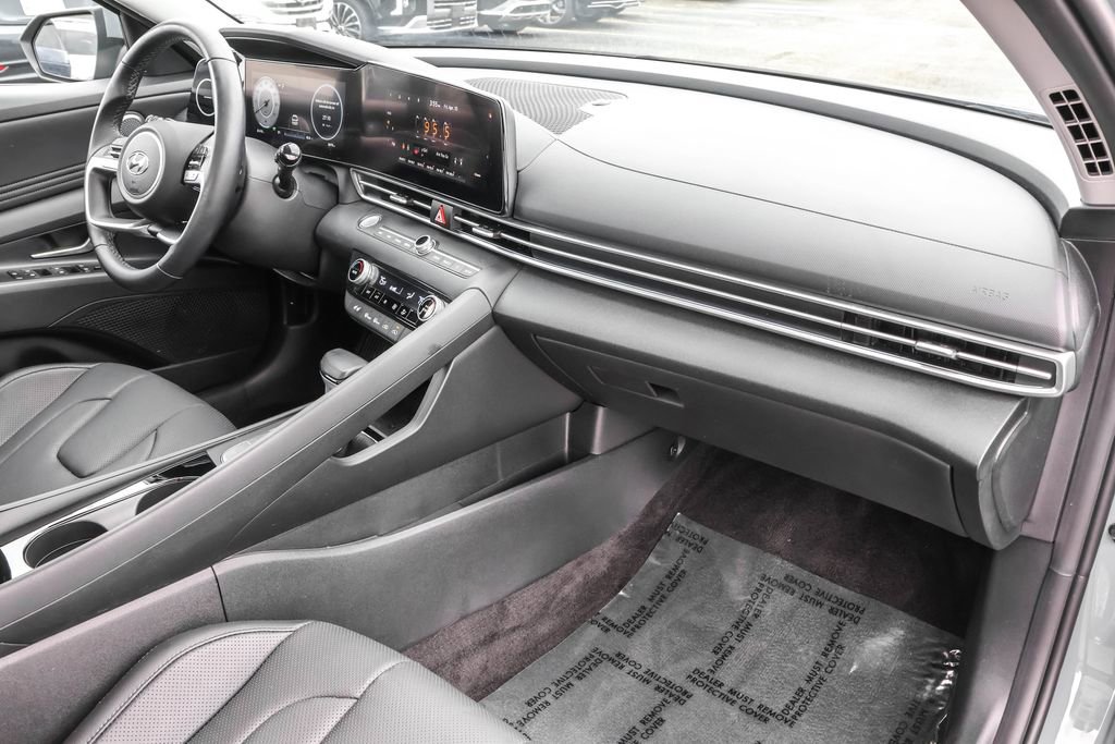 Certified 2021 Hyundai Elantra Limited w/ Cargo Package image 38