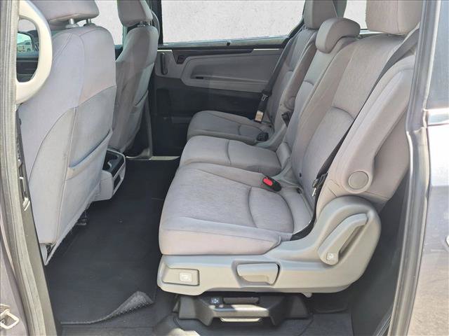 Used 2018 Honda Odyssey EX image 17