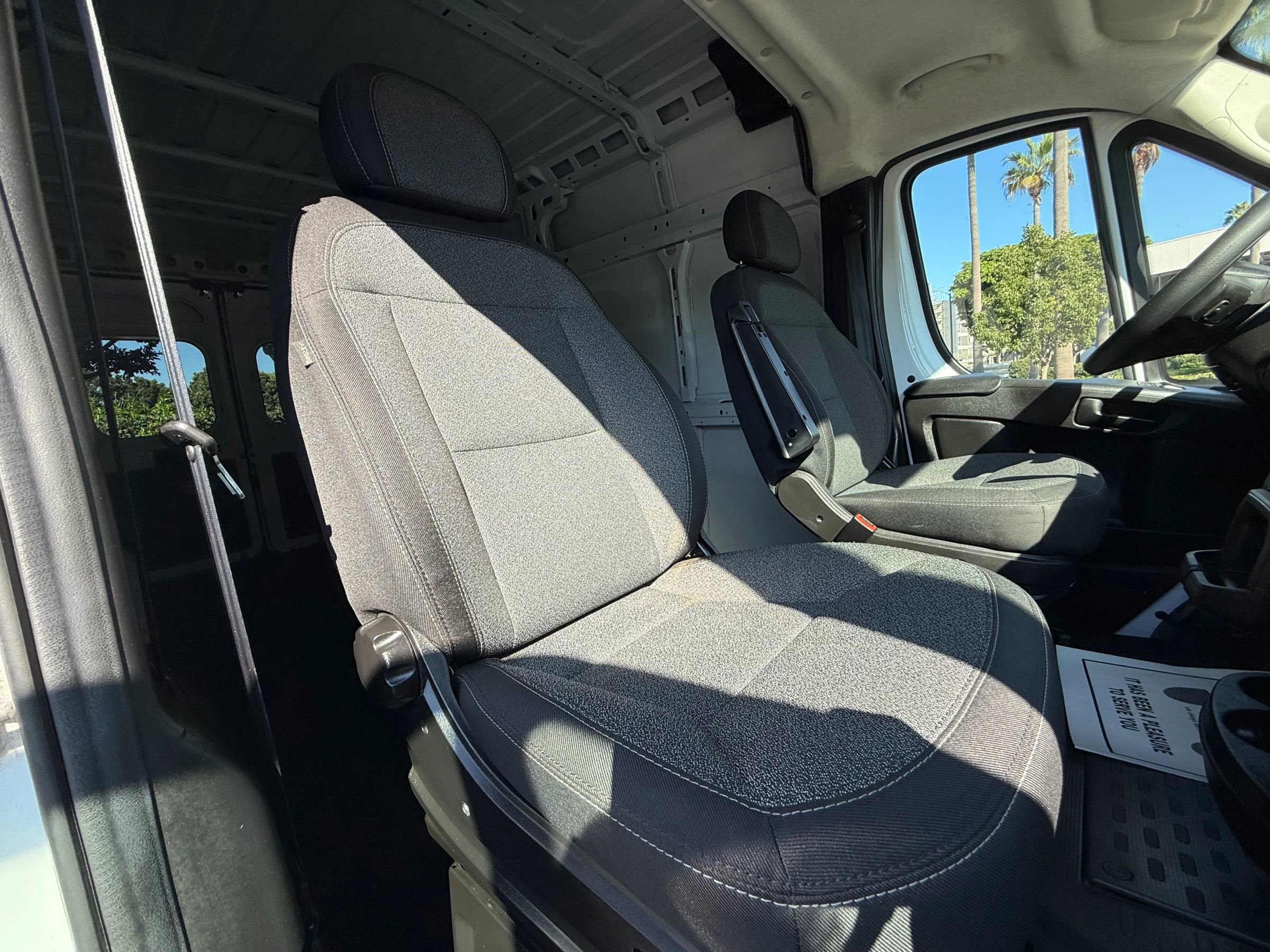 Used 2023 RAM ProMaster 2500 image 13