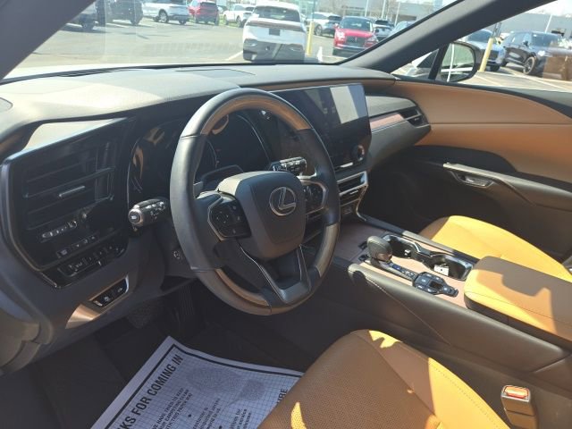 Used 2023 Lexus RX 350 Premium Plus w/ Accessory Package AWD/4WD image 29