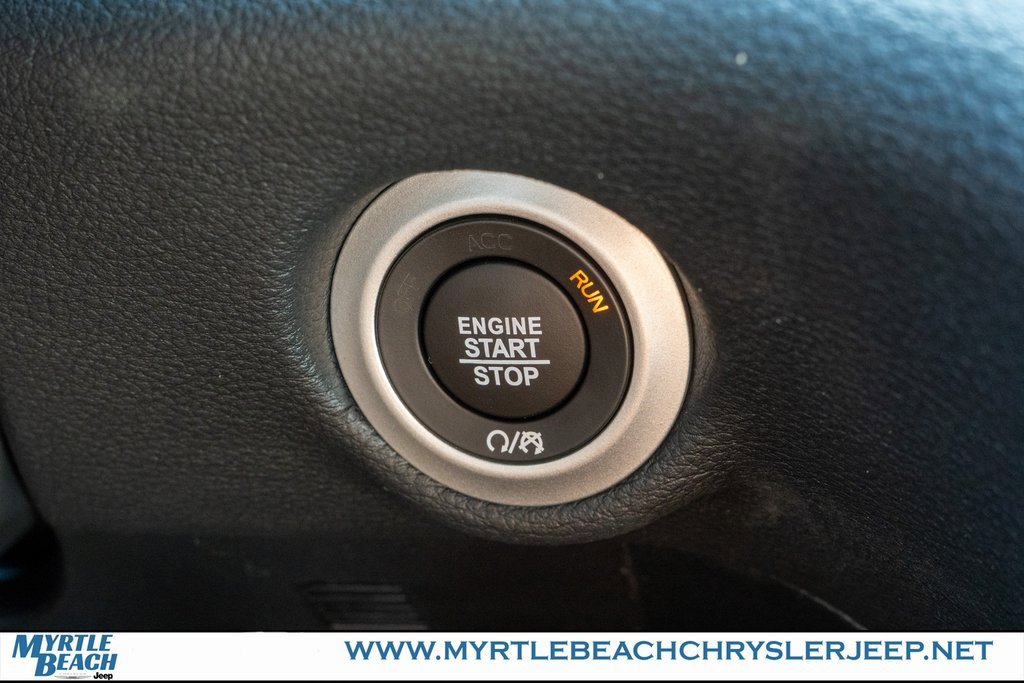 New 2026 Chrysler Pacifica Pinnacle image 28