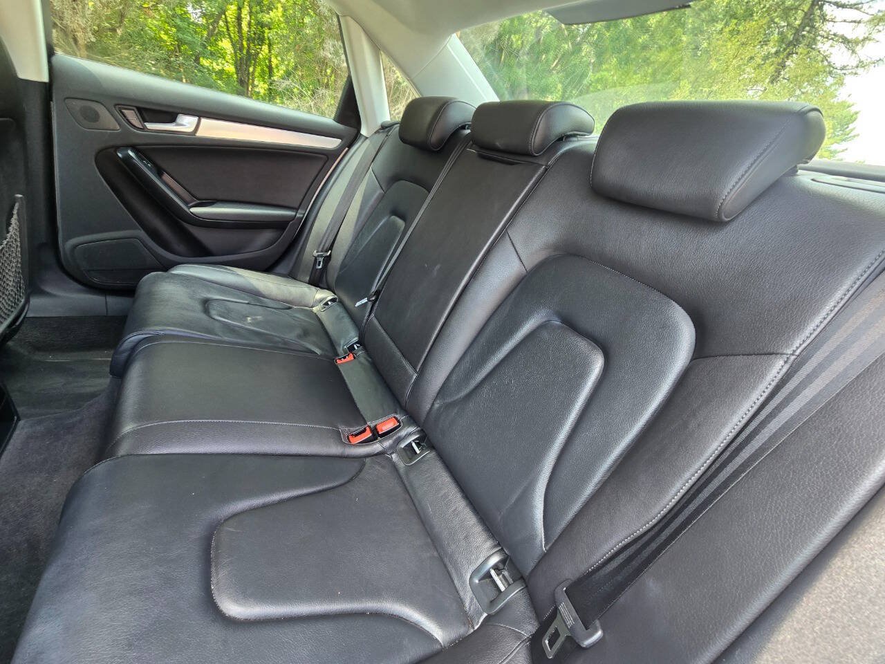 Used 2009 Audi A4 2.0T Premium FWD image 33