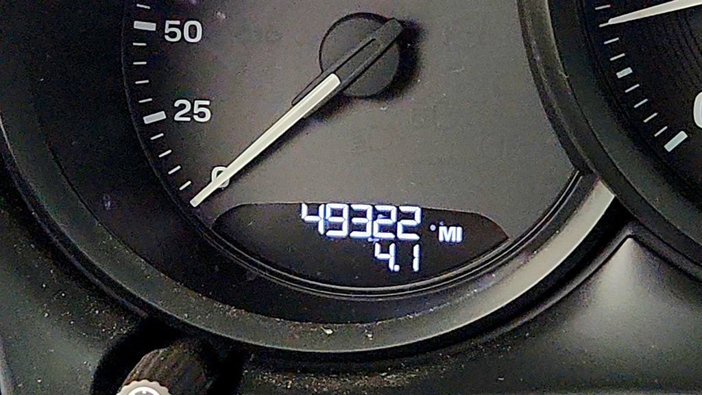 Used 2023 Porsche Macan Turbo AWD/4WD image 16