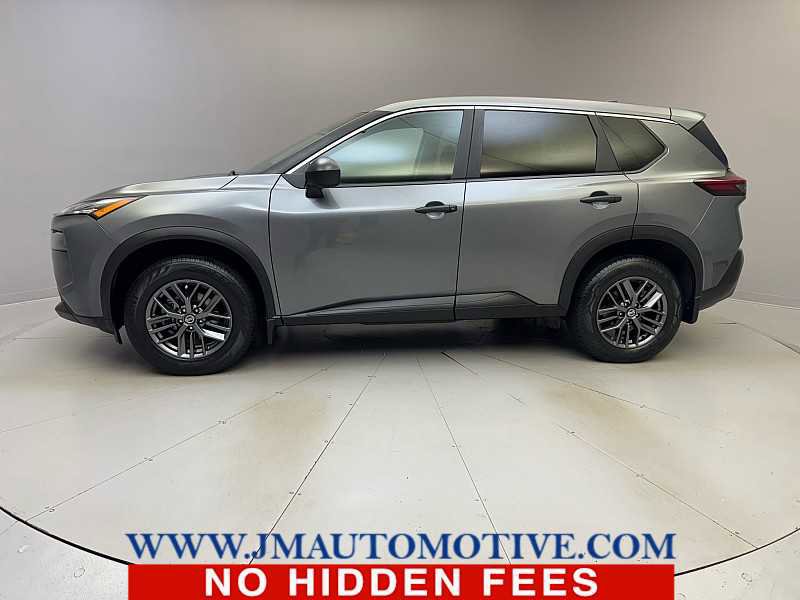 Used 2021 Nissan Rogue S image 2
