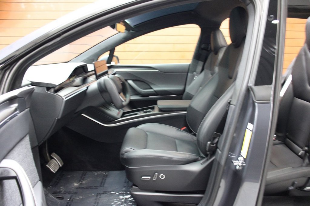 Used 2022 Tesla Model X Plaid AWD/4WD image 12