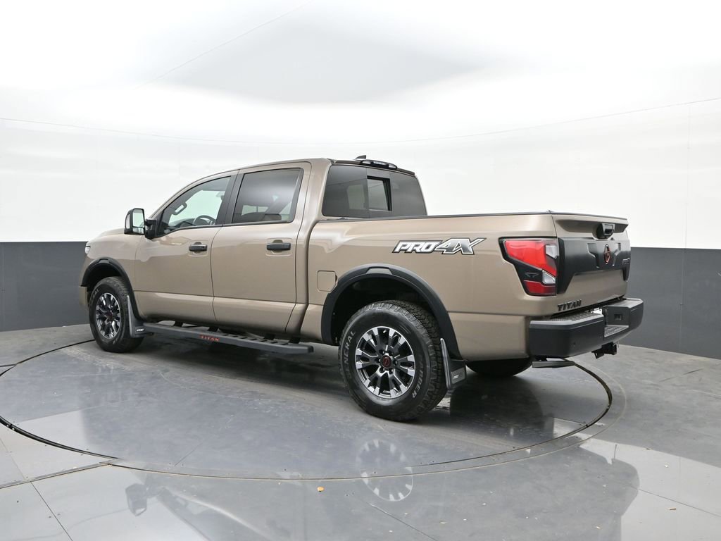 Used 2023 Nissan Titan PRO-4X w/ Pro-4x Convenience Package image 5