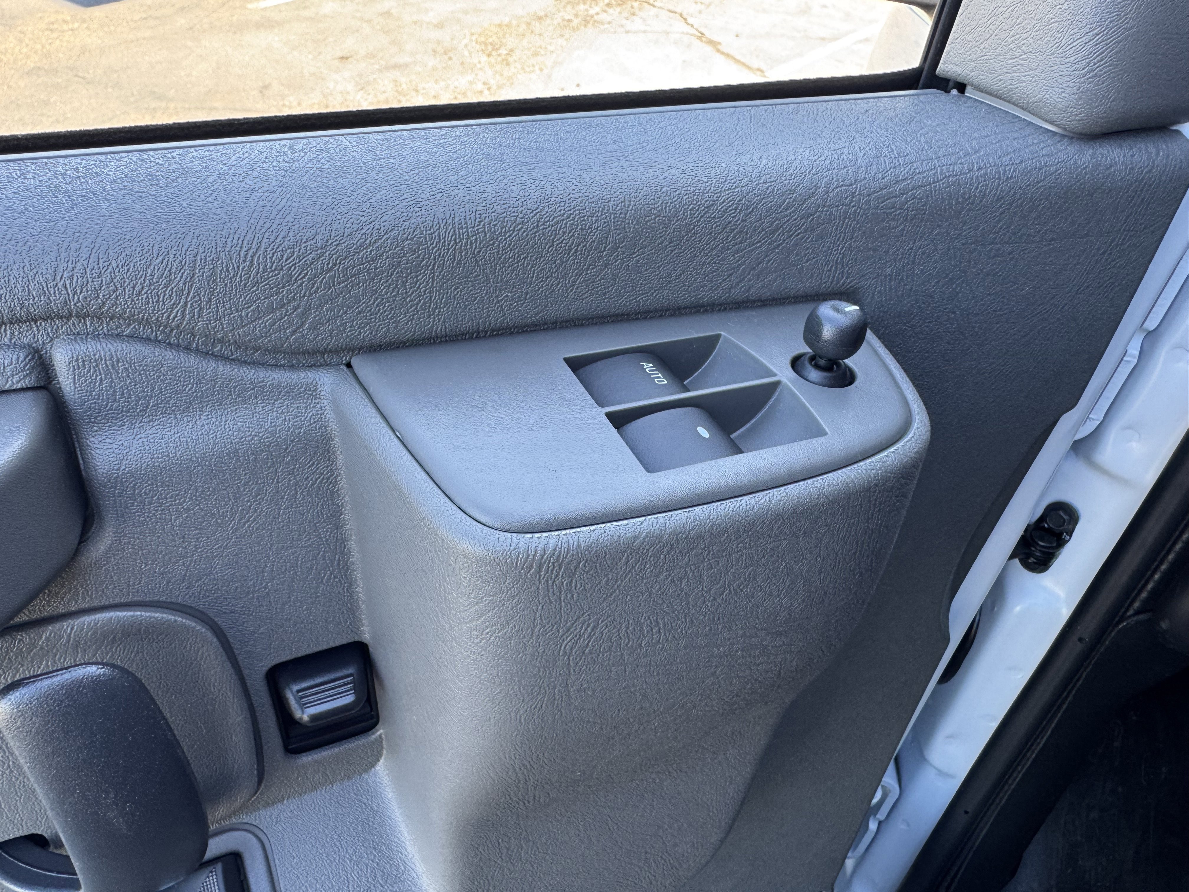 New 2026 Chevrolet Express 2500 w/ Driver Convenience Package image 11