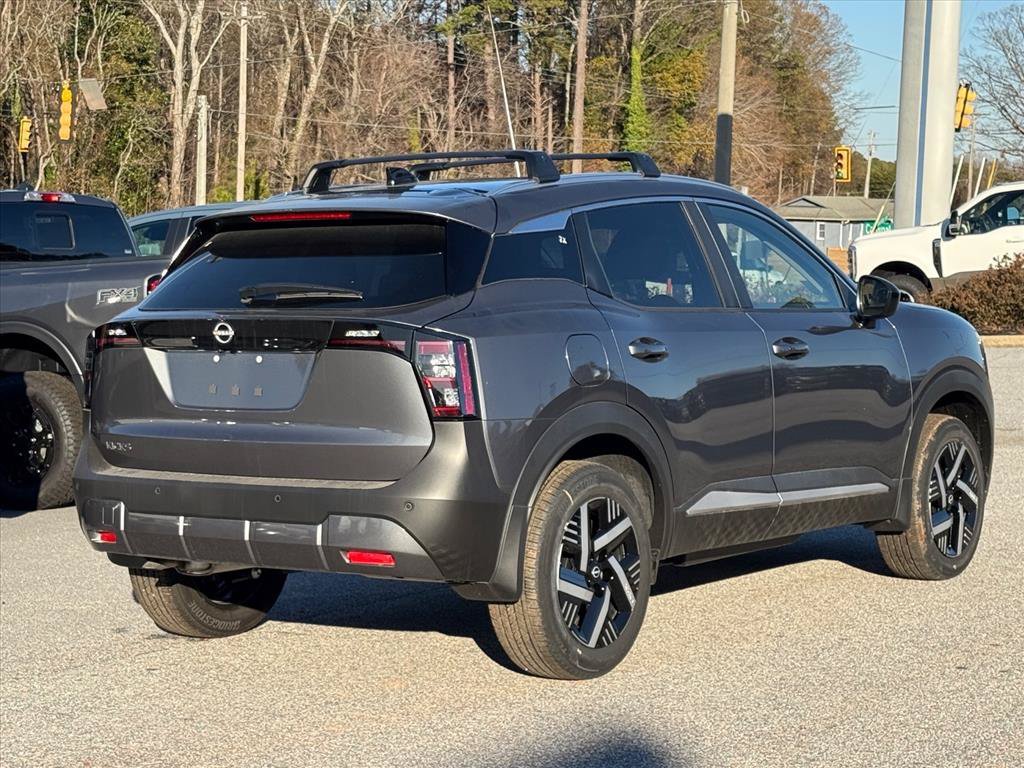 New 2026 Nissan Kicks SV w/ SV Premium Package FWD image 3