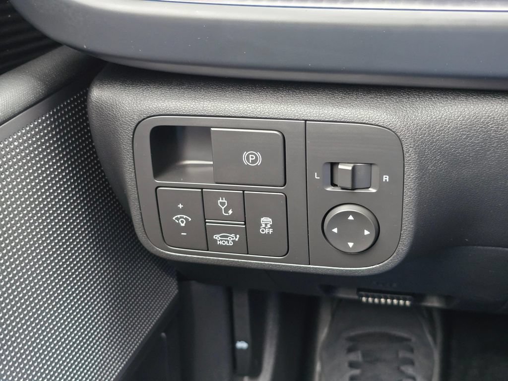 Used 2023 Hyundai Ioniq 6 SEL AWD/4WD image 29