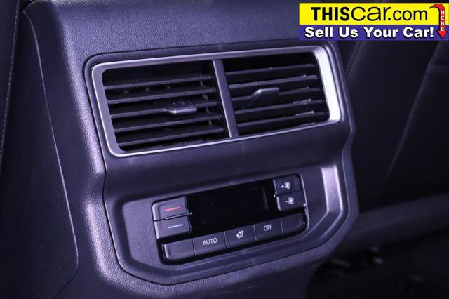 Used 2025 Volkswagen Atlas SE FWD image 24