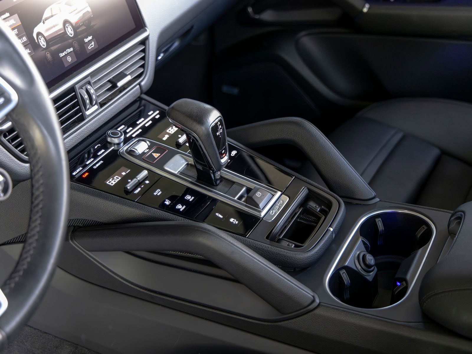 Certified 2021 Porsche Cayenne Coupe image 39