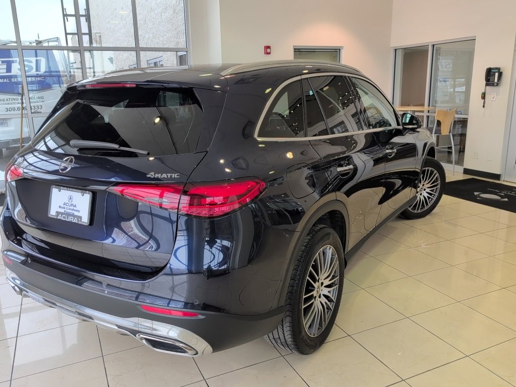 Used 2023 Mercedes-Benz GLC 300 4MATIC image 5