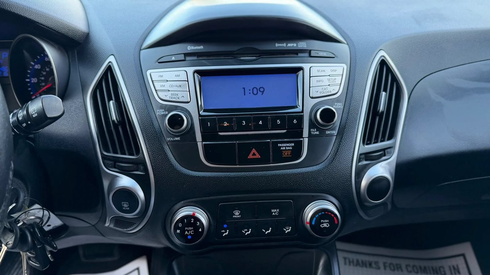 Used 2010 Hyundai Tucson GLS w/ Popular Equipment Pkg 2 FWD image 17