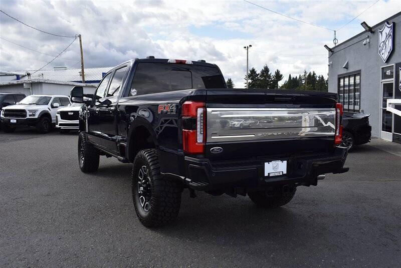 Used 2024 Ford F350 Platinum image 3