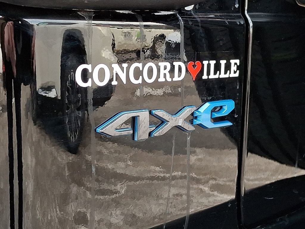 Used 2025 Jeep Wrangler Unlimited Sport S 4xe image 33