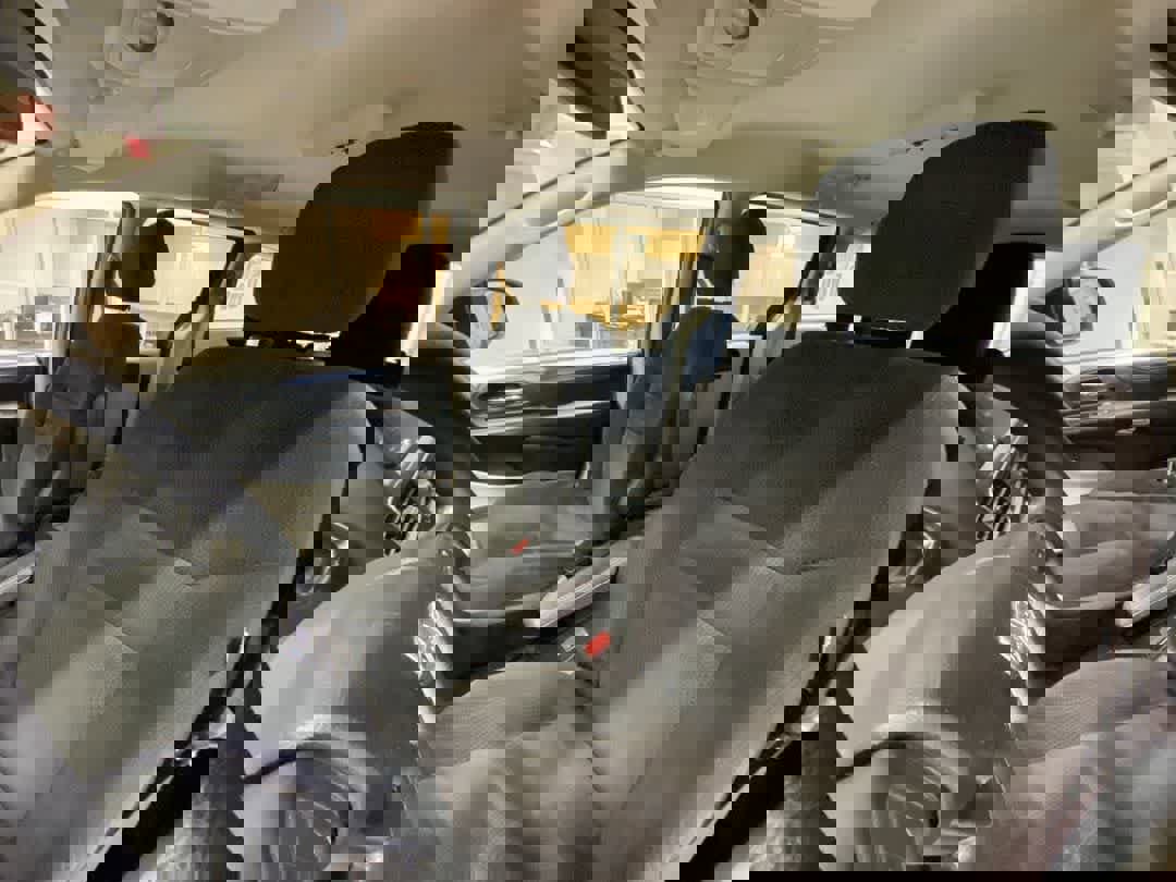 Used 2019 Dodge Grand Caravan SE image 13