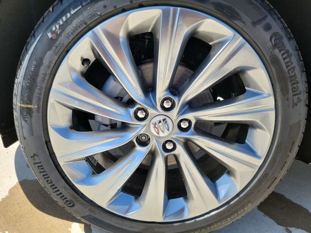 New 2026 Buick Envista Sport Touring FWD image 21