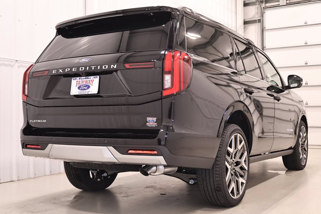 New 2026 Ford Expedition Platinum w/ Platinum Ultimate Package AWD/4WD image 9