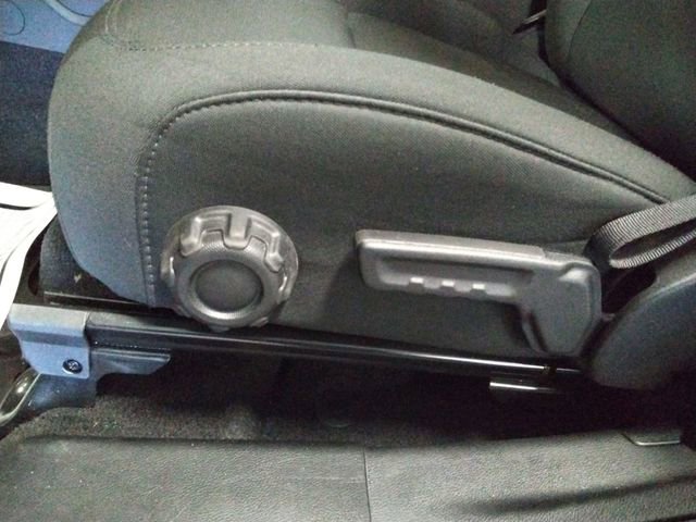 Used 2023 Jeep Wrangler Willys image 27