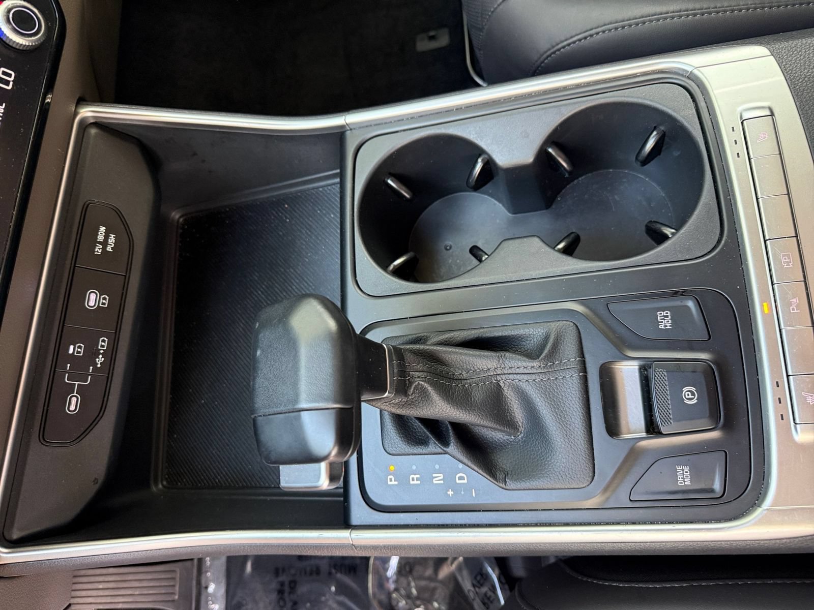 Used 2026 Kia Carnival FWD image 42