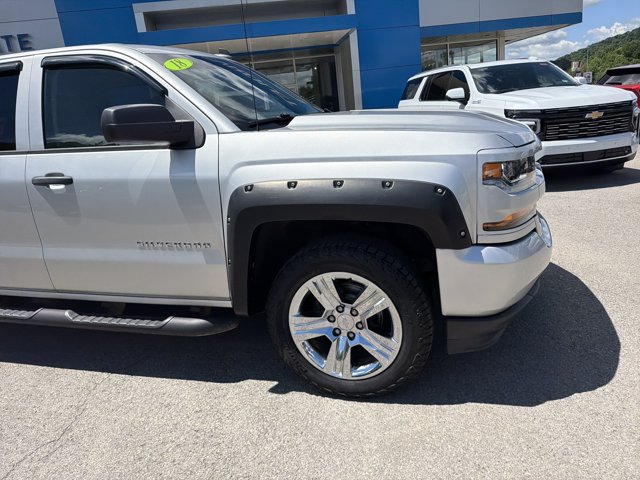 Used 2018 Chevrolet Silverado 1500 Custom w/ Custom Value Package AWD/4WD image 2