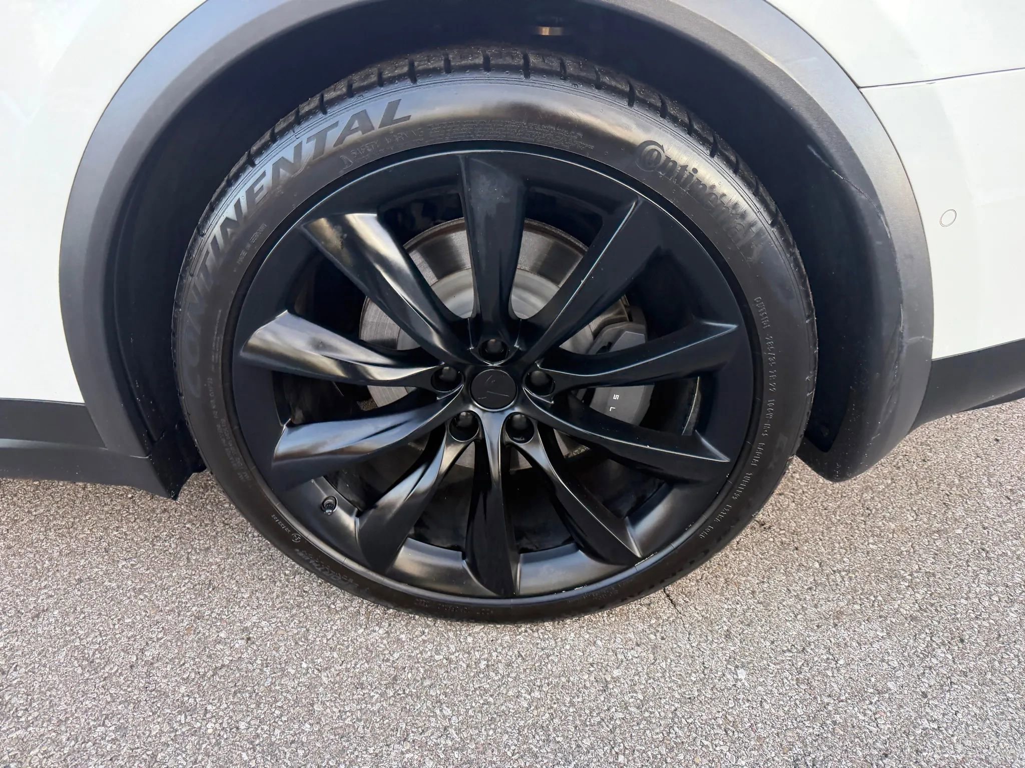 Used 2018 Tesla Model X 100D image 55